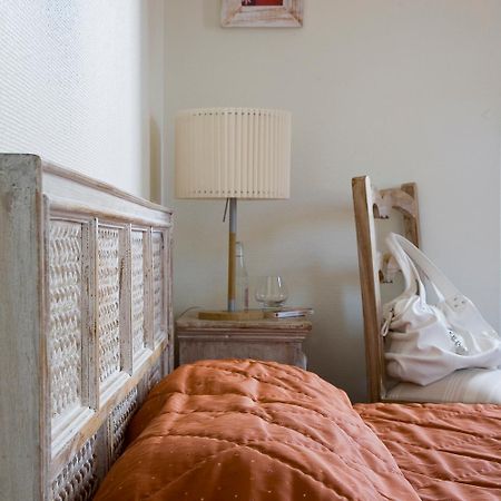 Logis Hotel Les Flots Bleus Больє-сюр-Дордонь Екстер'єр фото